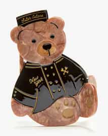 Schwarz