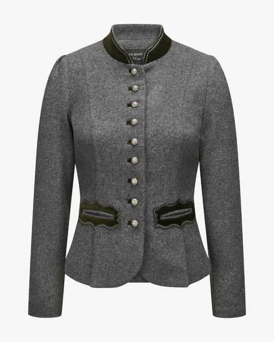 Josefa Trachtenblazer