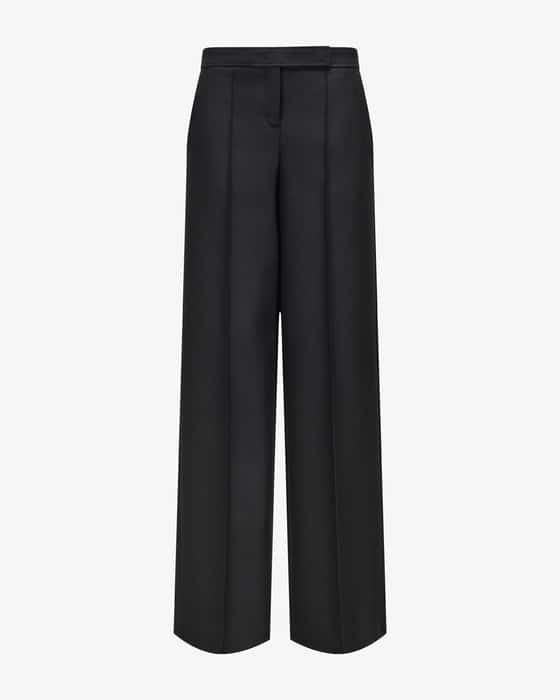 Striking coolness pants made from virgin wool