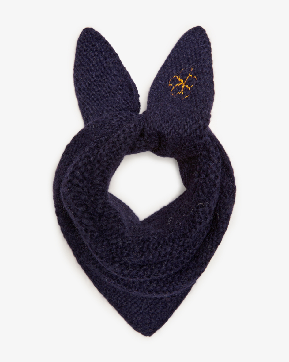 Image 1 for Knitted bandana made from a blend of alpaca wool One size fits all