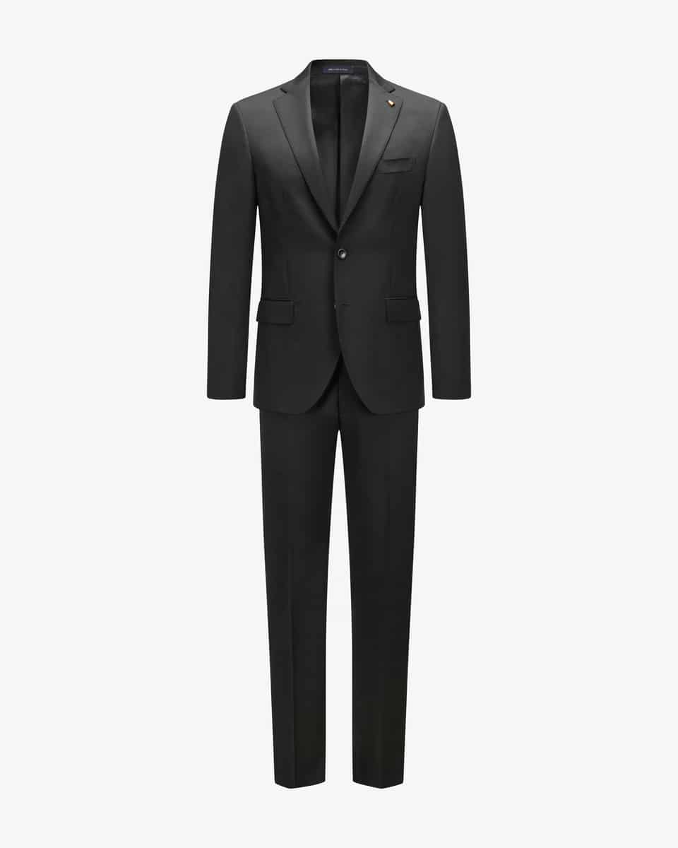 Bild 1 für Anzug aus Wolle 46