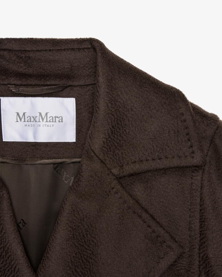 Image 2 for Manuela's coat  38