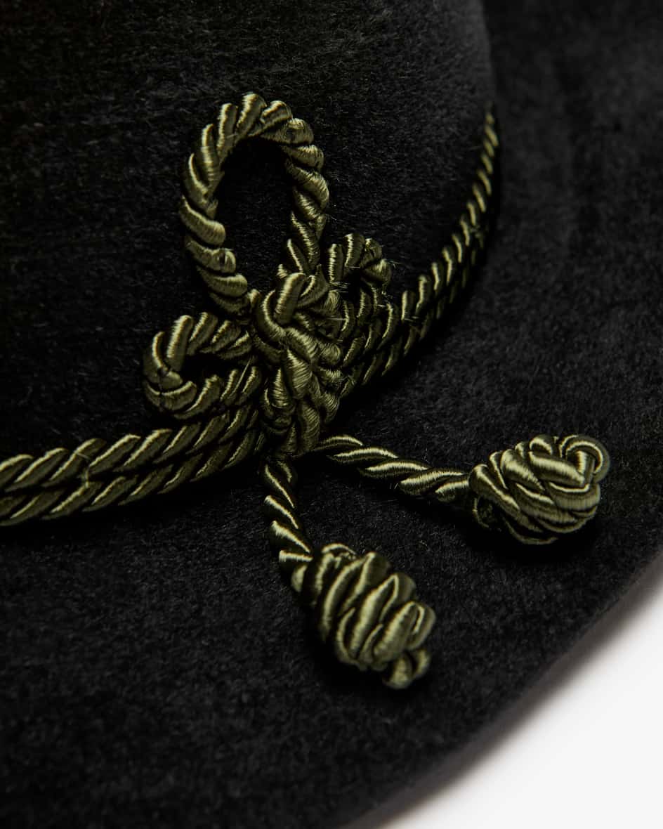 Image 2 for Traditional hat 57