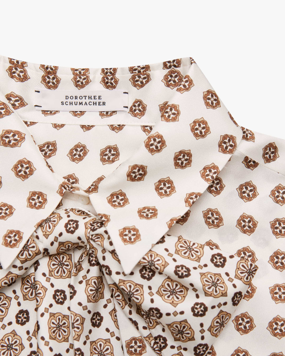 Bild 2 für Graphic Dreams Seidenbluse  40