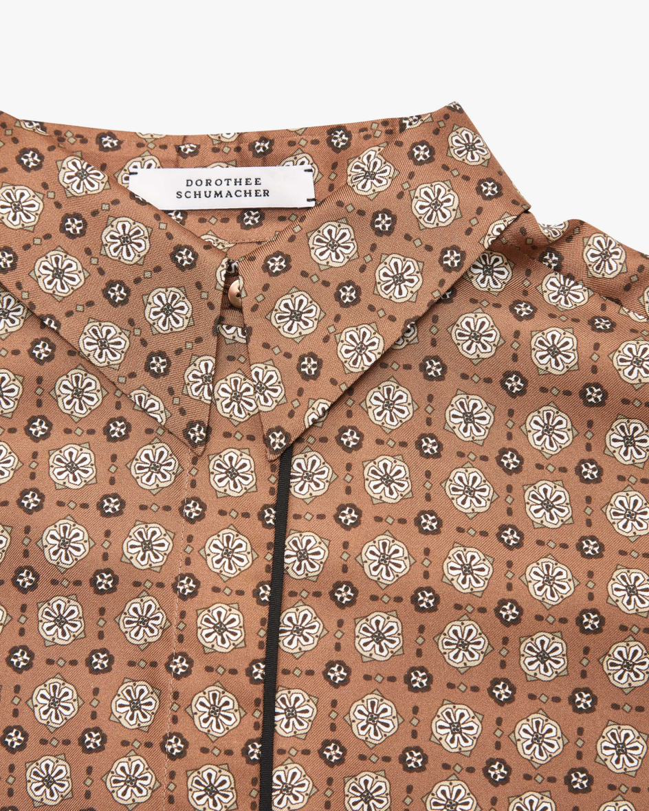 Bild 2 für Graphic Dreams Seidenbluse  42