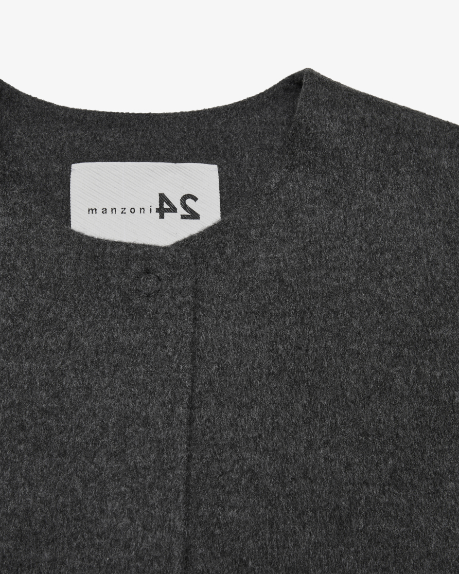 Bild 2 für Mantel aus Schurwolle und Cashmere 38