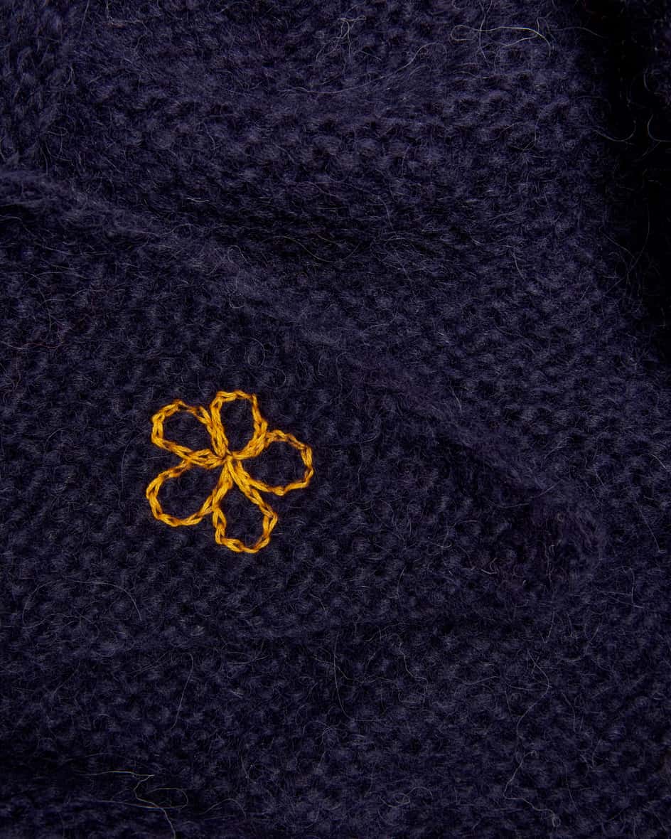 Image 2 for Knitted bandana made from a blend of alpaca wool One size fits all