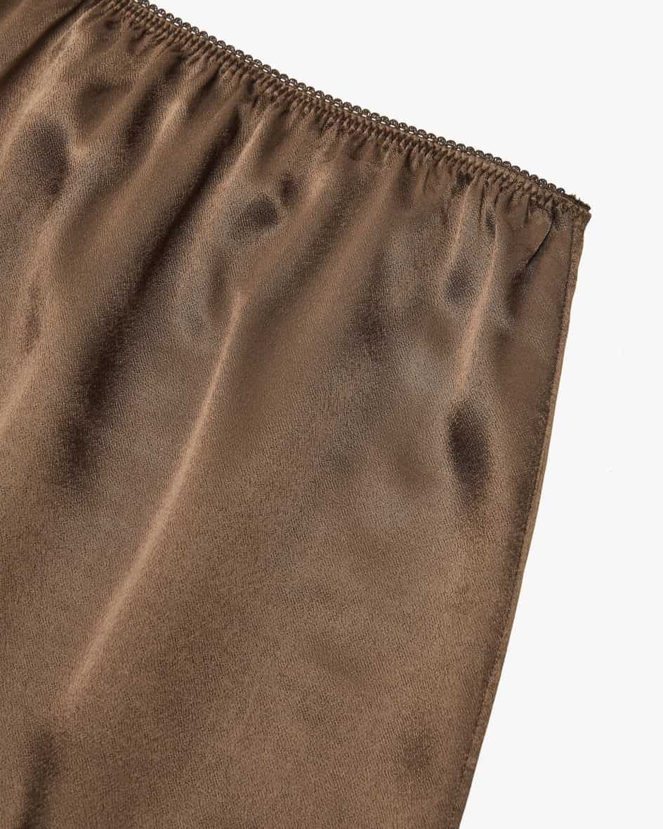 Image 2 for Chloa satin skirt  40