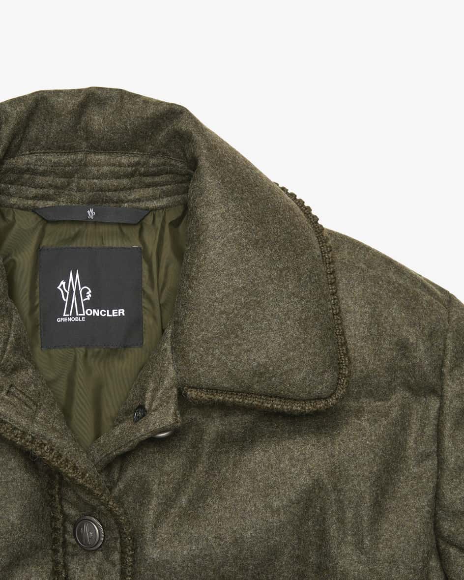 Image 2 for Monteain down jacket made from virgin wool 40