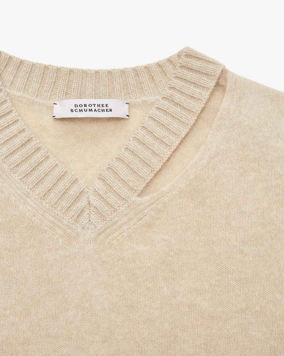 Image 2 for Fluffy statement jumpers made from virgin wool and cashmere 36