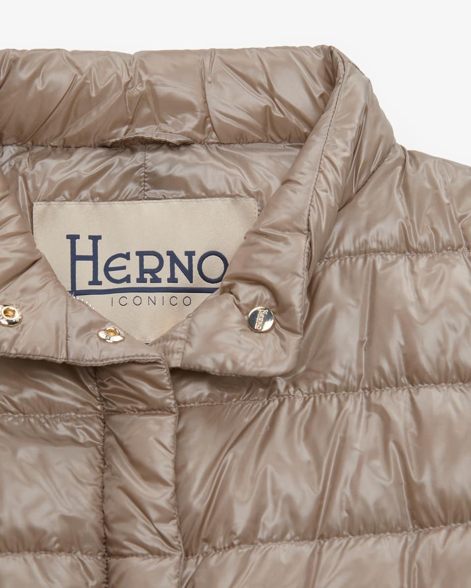 Image 2 for Giulia down vest  46