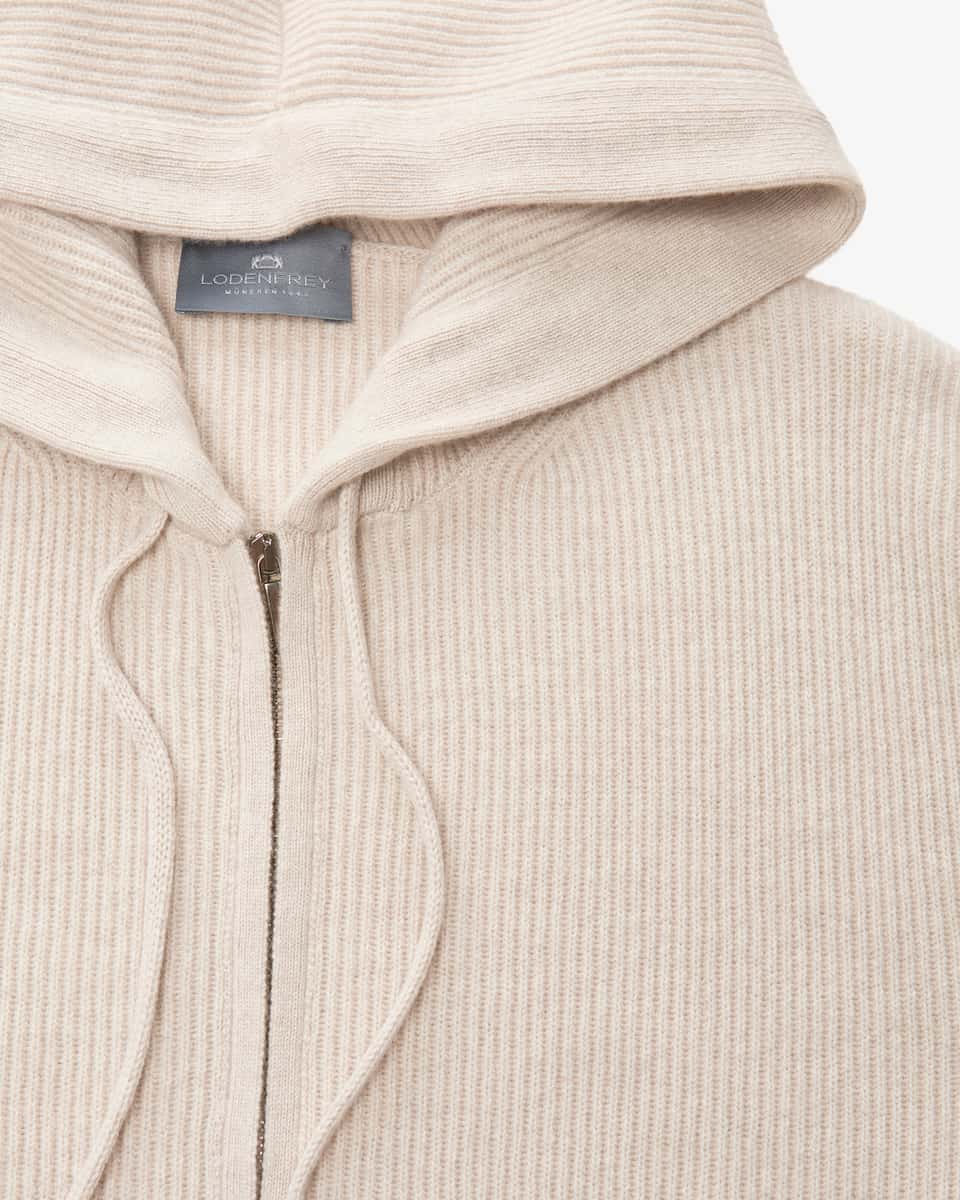 Bild 2 für Strickjacke L