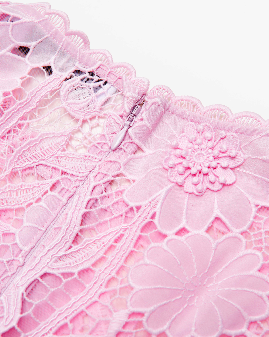 Bild 3 für Kleid aus Spitze 32
