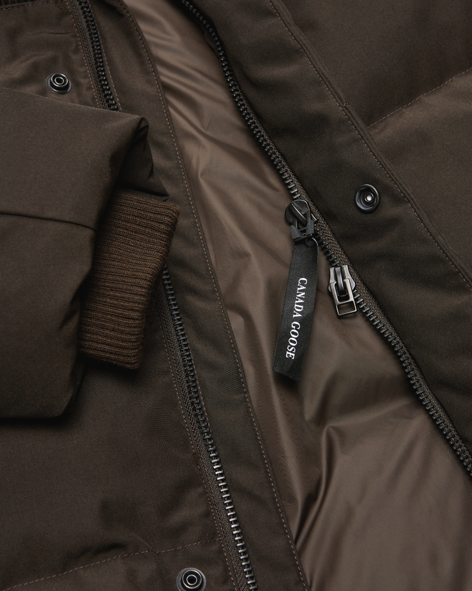 Bild 3 für Daunenjacke Sterling mit Cord-Akzenten XL