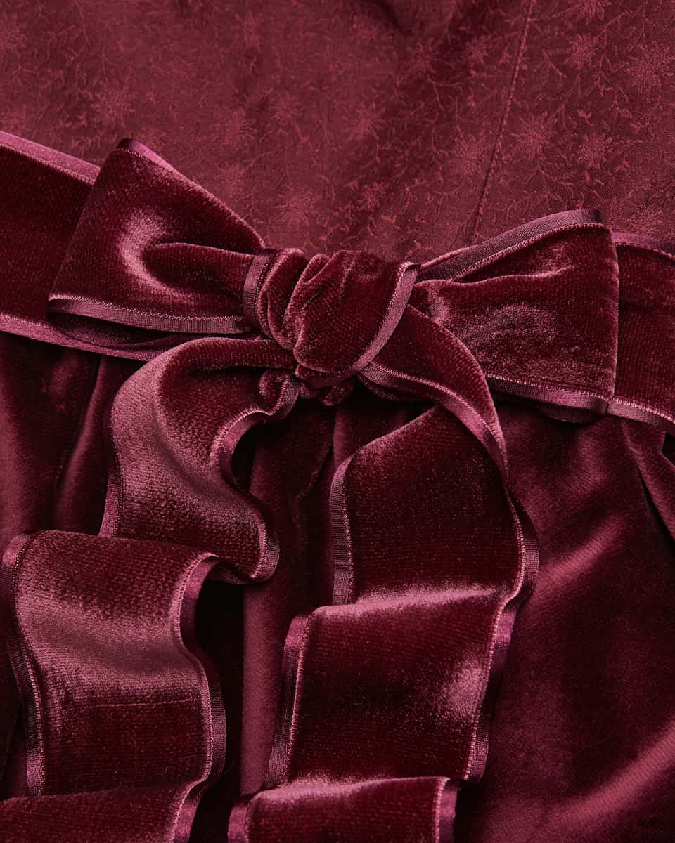 Bild 3 für Amarena Dirndl lang mit Seidensamt-Schürze  42