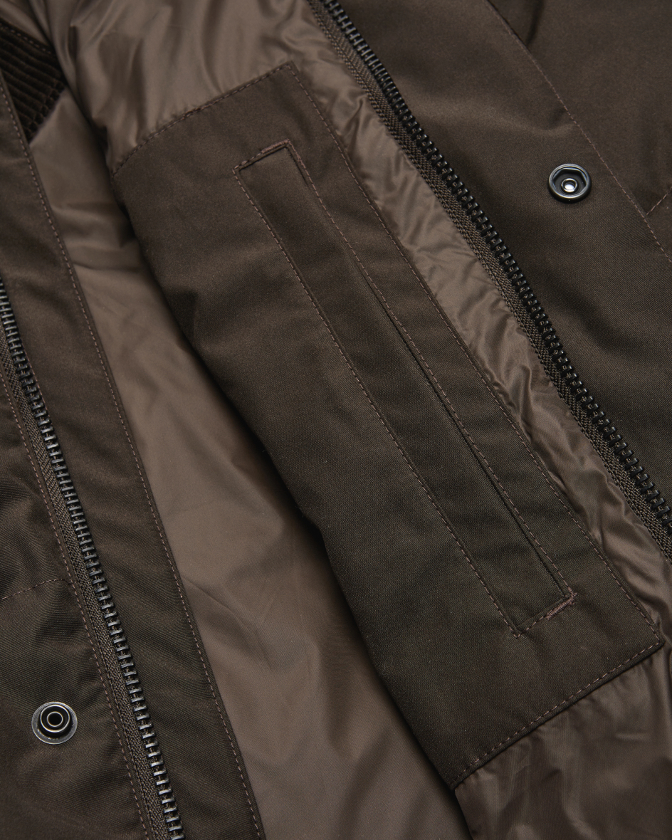 Bild 4 für Daunenjacke Sterling mit Cord-Akzenten XL