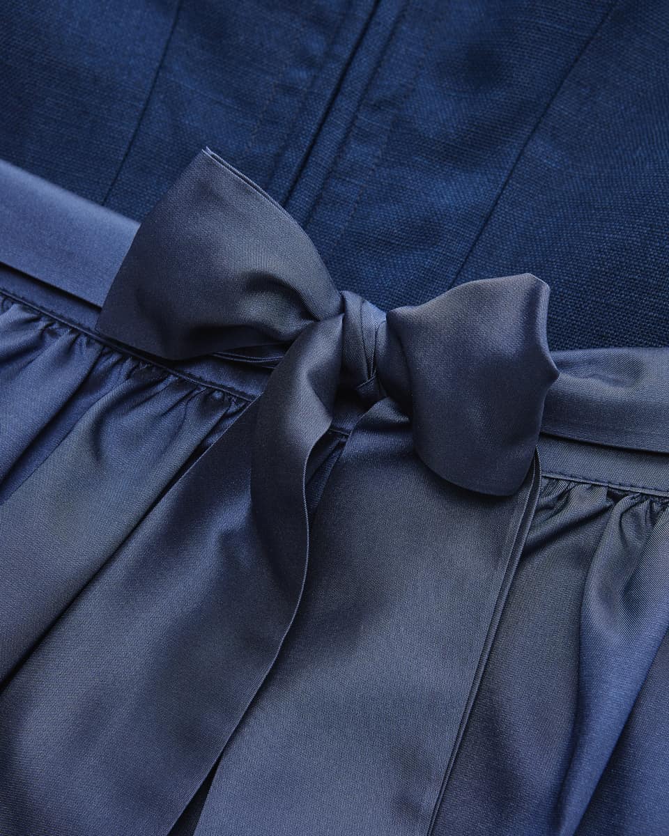 Bild 4 für Midi-Wiesndirndl mit Schürze  42