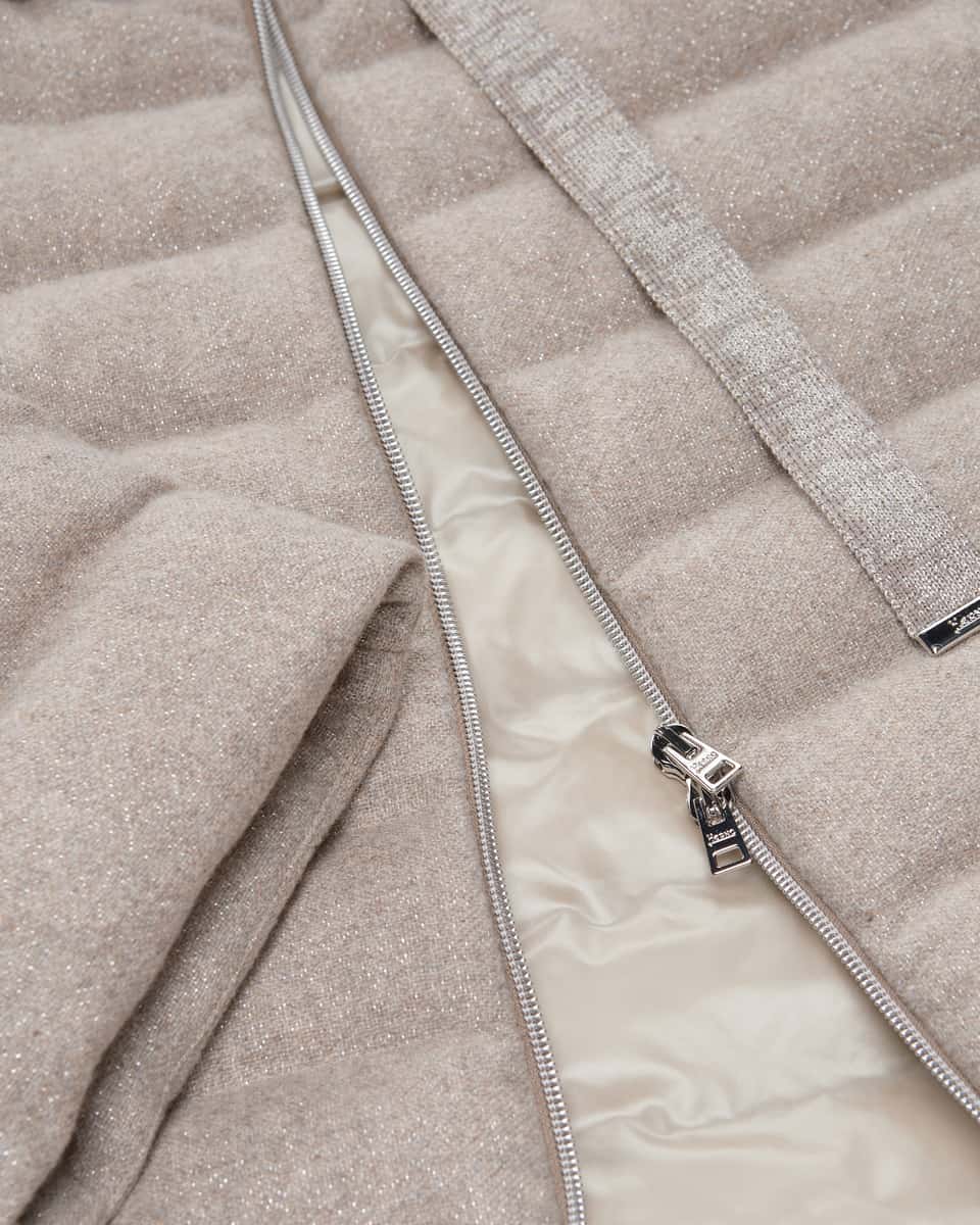 Bild 4 für Daunenjacke 42