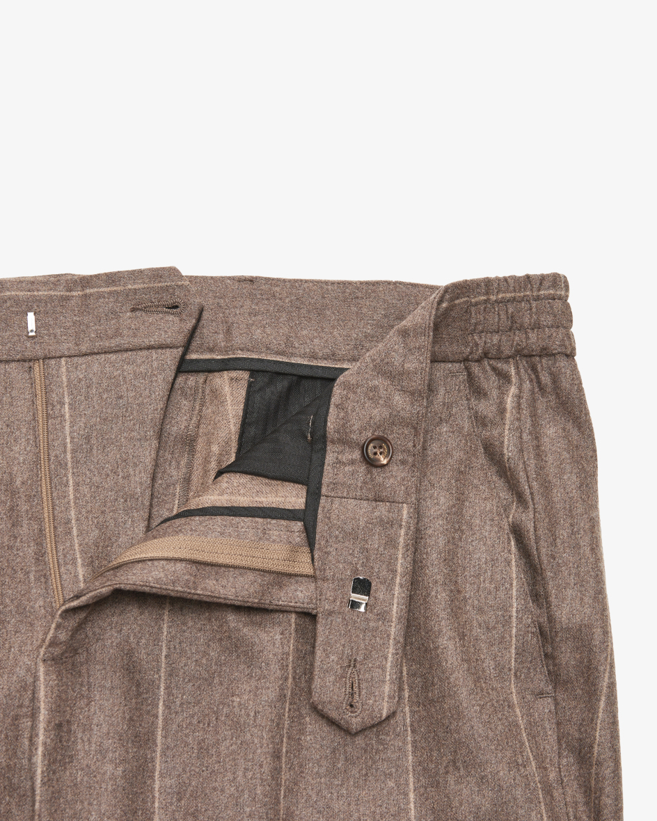 Bild 5 für Anzug aus Wolle und Cashmere 52