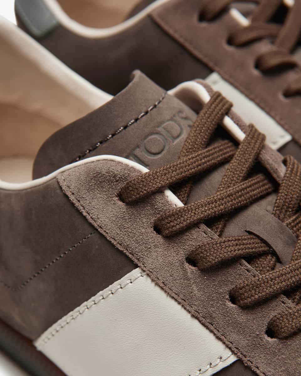 Image 5 for Sneaker 43