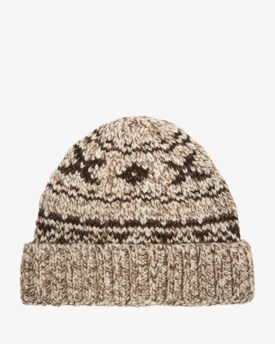 Knitted hat made from a wool blend