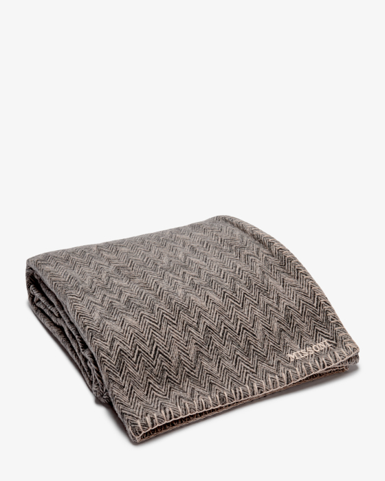 Camelia blanket, 190 x 130 cm, made from wool and cashmere