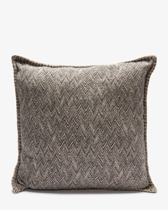 Camelia cushion, 45 x 45 cm, made of wool and cashmere