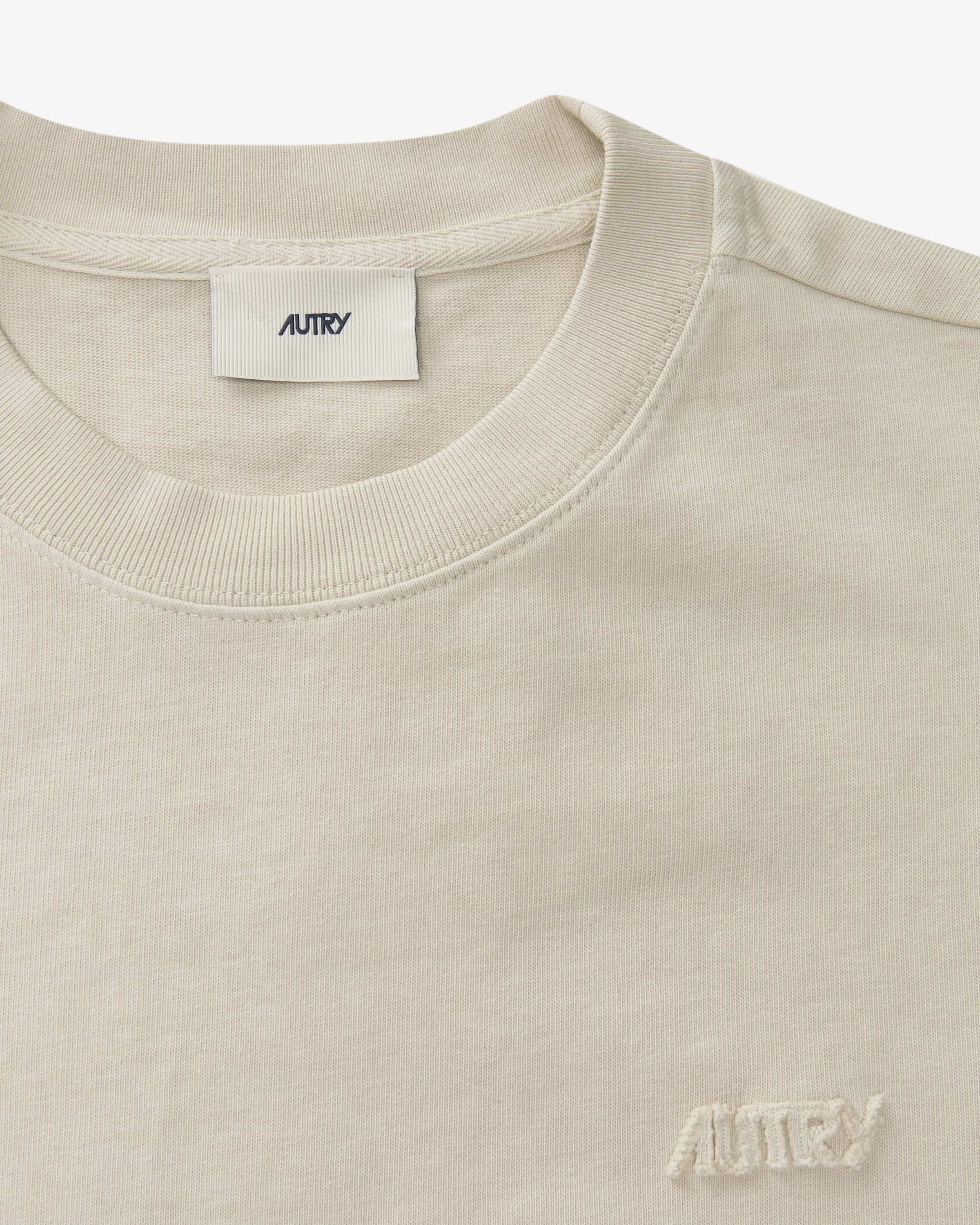 【関税&送料込】AUTRY T-shirts and Polos Autry Flags Back Graphic Tee | Apparel » Buy online now!