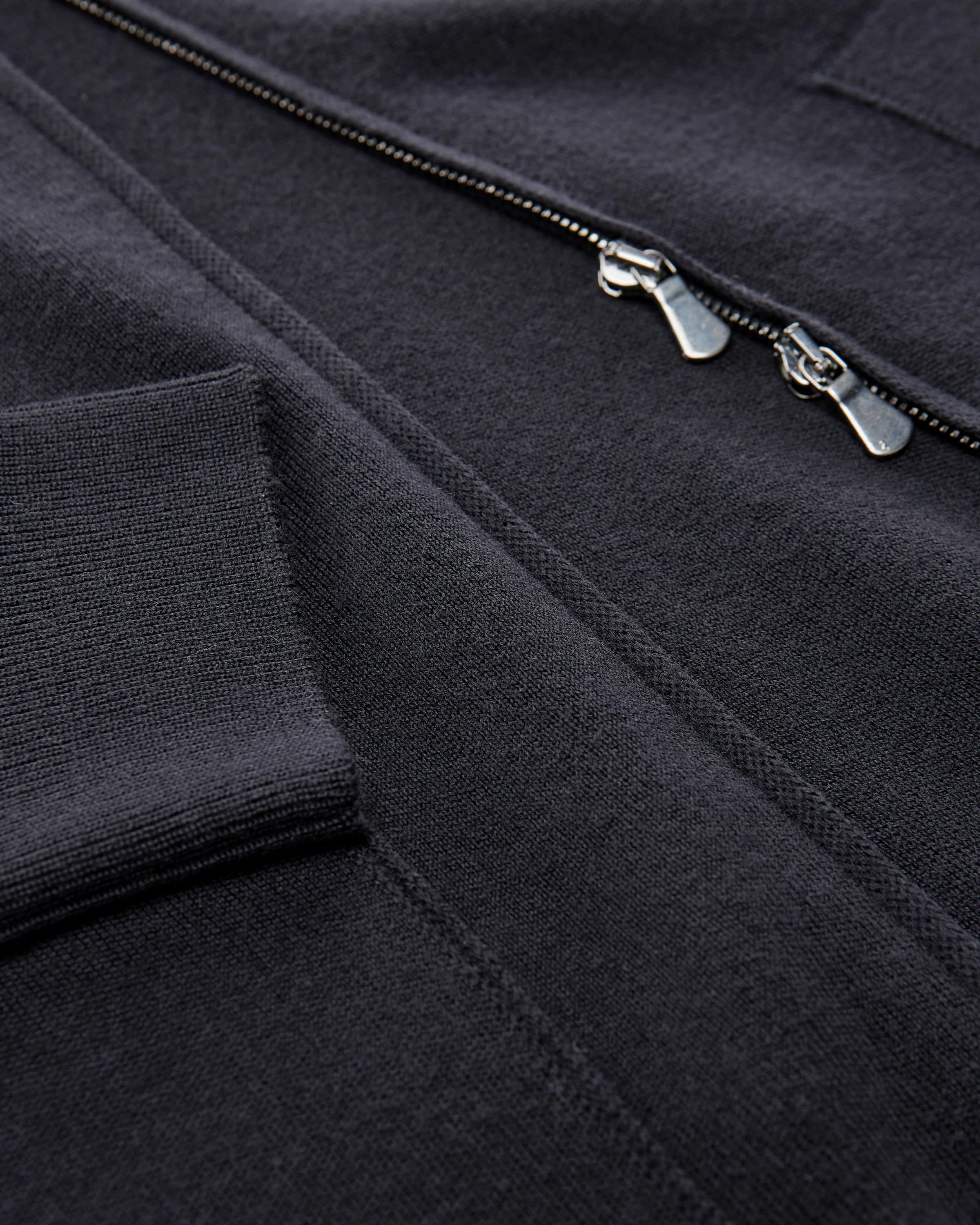 〈flattail〉 FILIPPO DE LAURENTIIS Blue - Filippo De Laurentiis