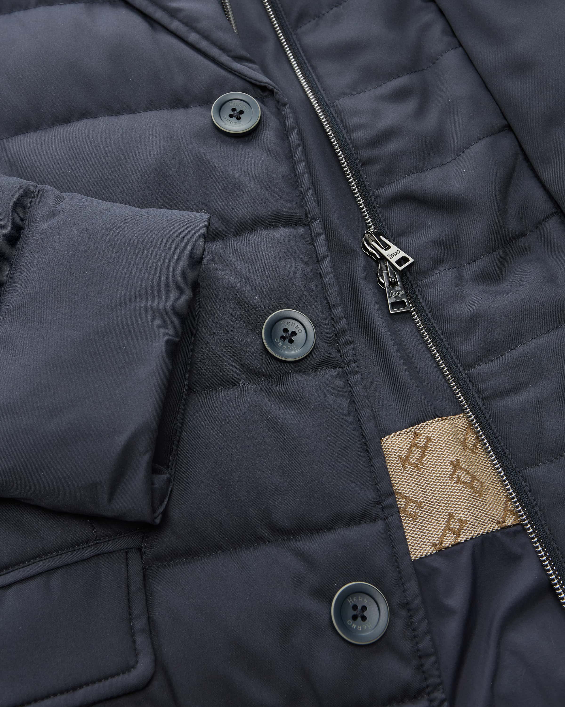 JHM Herno ネイビー ジャケット　40 Herno high-neck button-up Jacket | Blue | FARFETCH