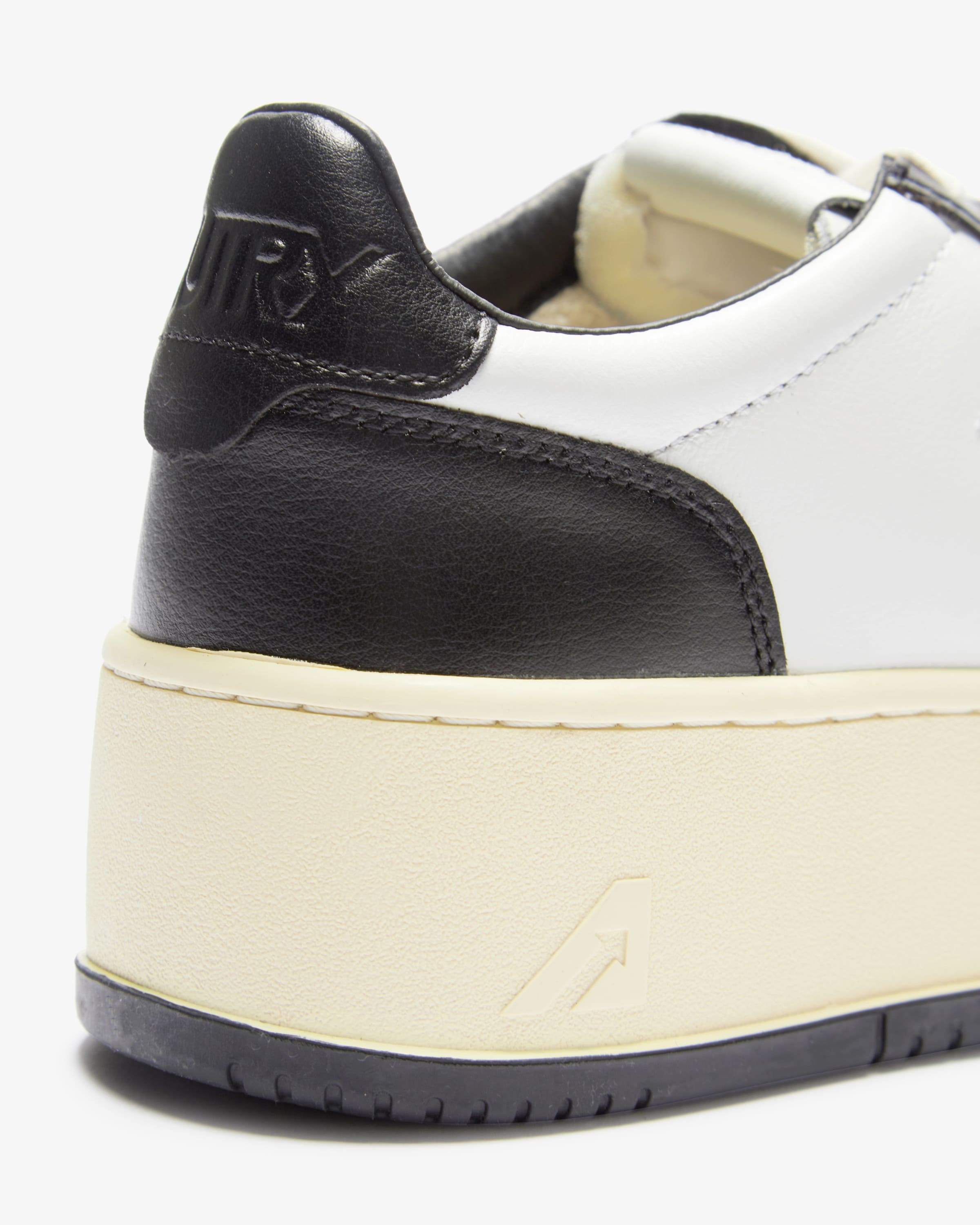 Autry Medialist Platform Low Sneaker | LODENFREY